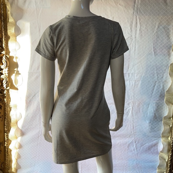 Sport dress - Picture 3 of 4